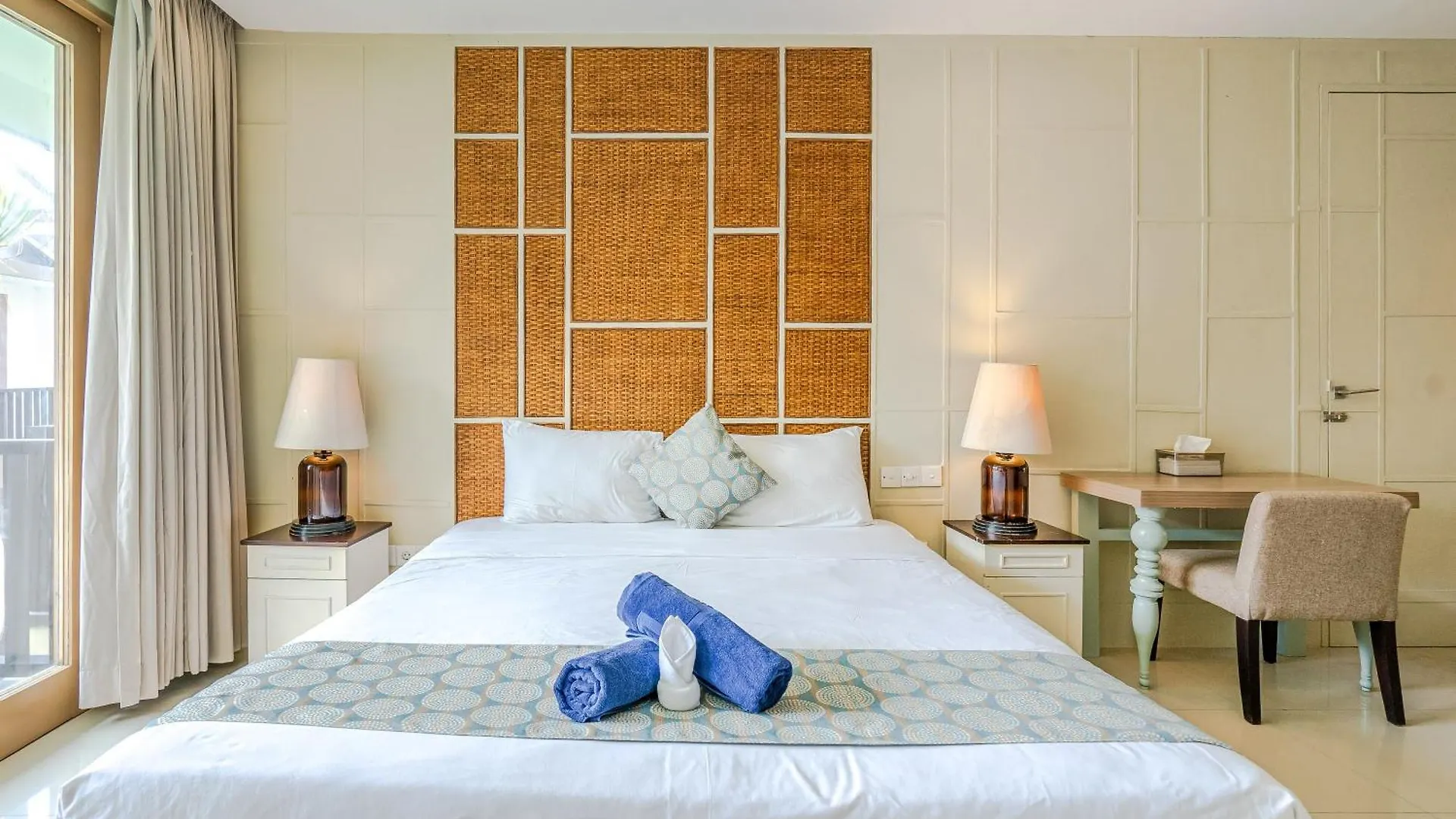 Sans Vibes Astana Residence Seminyak