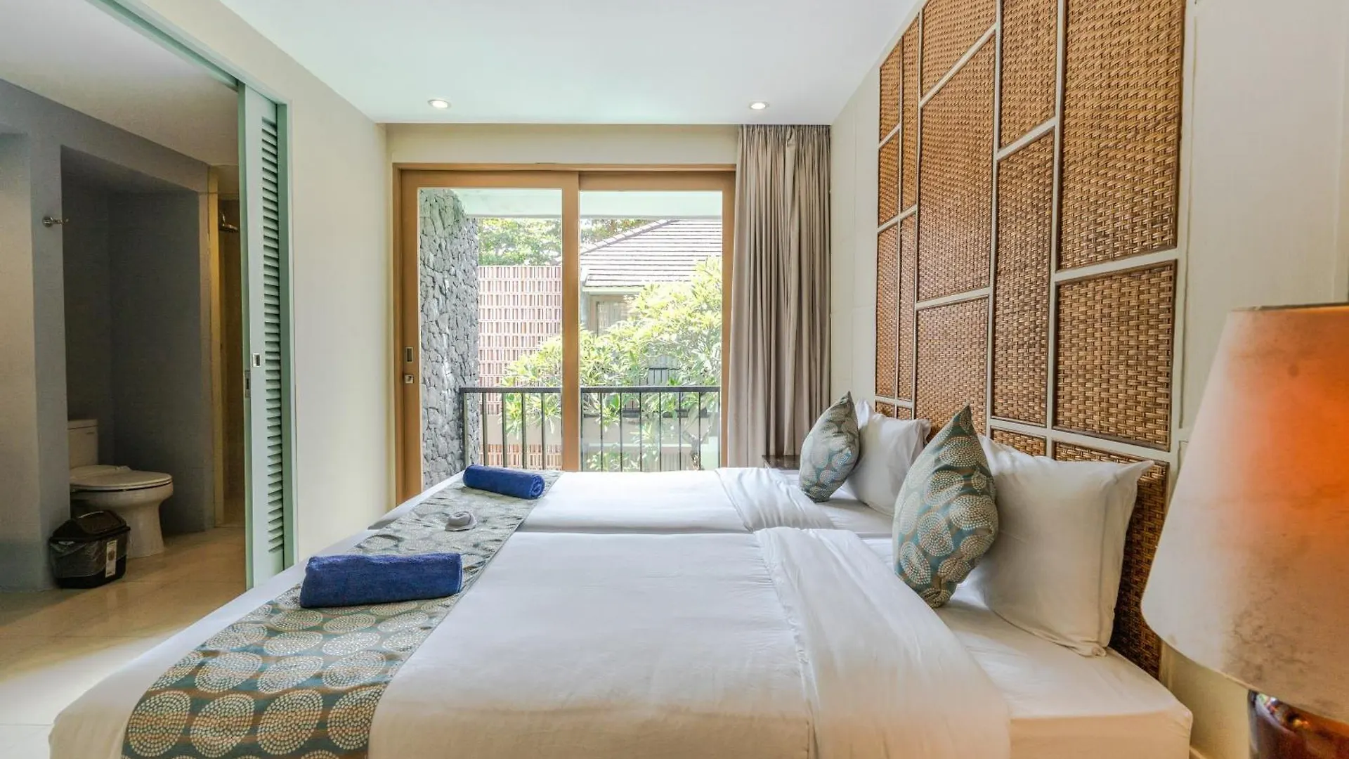 Hotel Sans Vibes Astana Residence Seminyak
