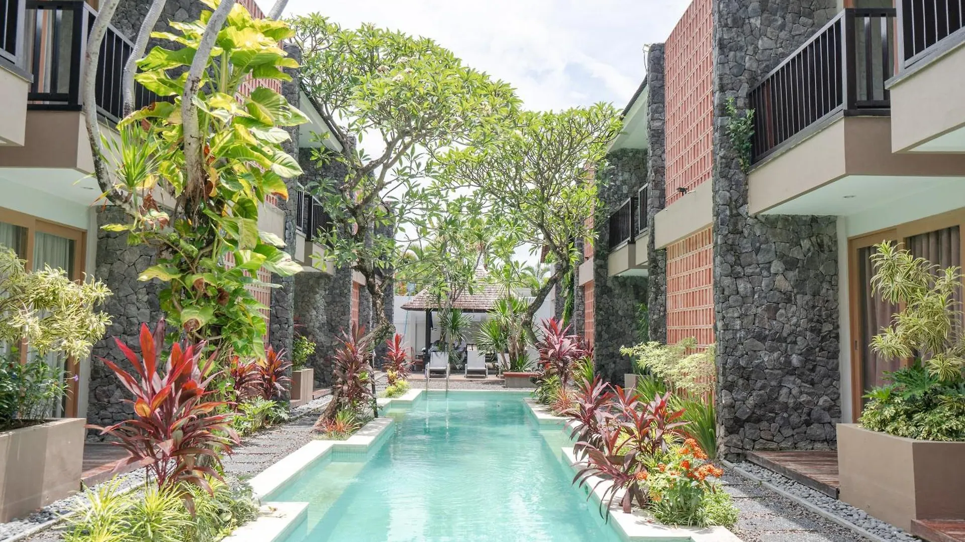Sans Vibes Astana Residence Seminyak 3*,